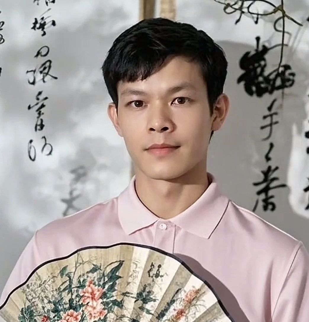 诗人头像